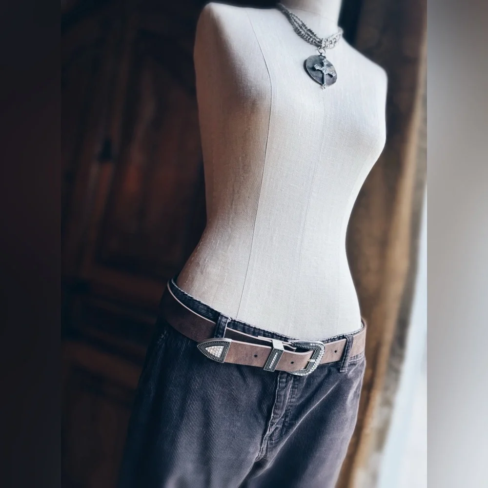 Western Rhinestone Vegan Leather Belt | Warm Brown & Silver | Size 34